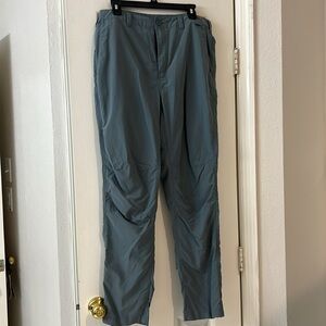Simms Pants Size 36.  Excellent Condition